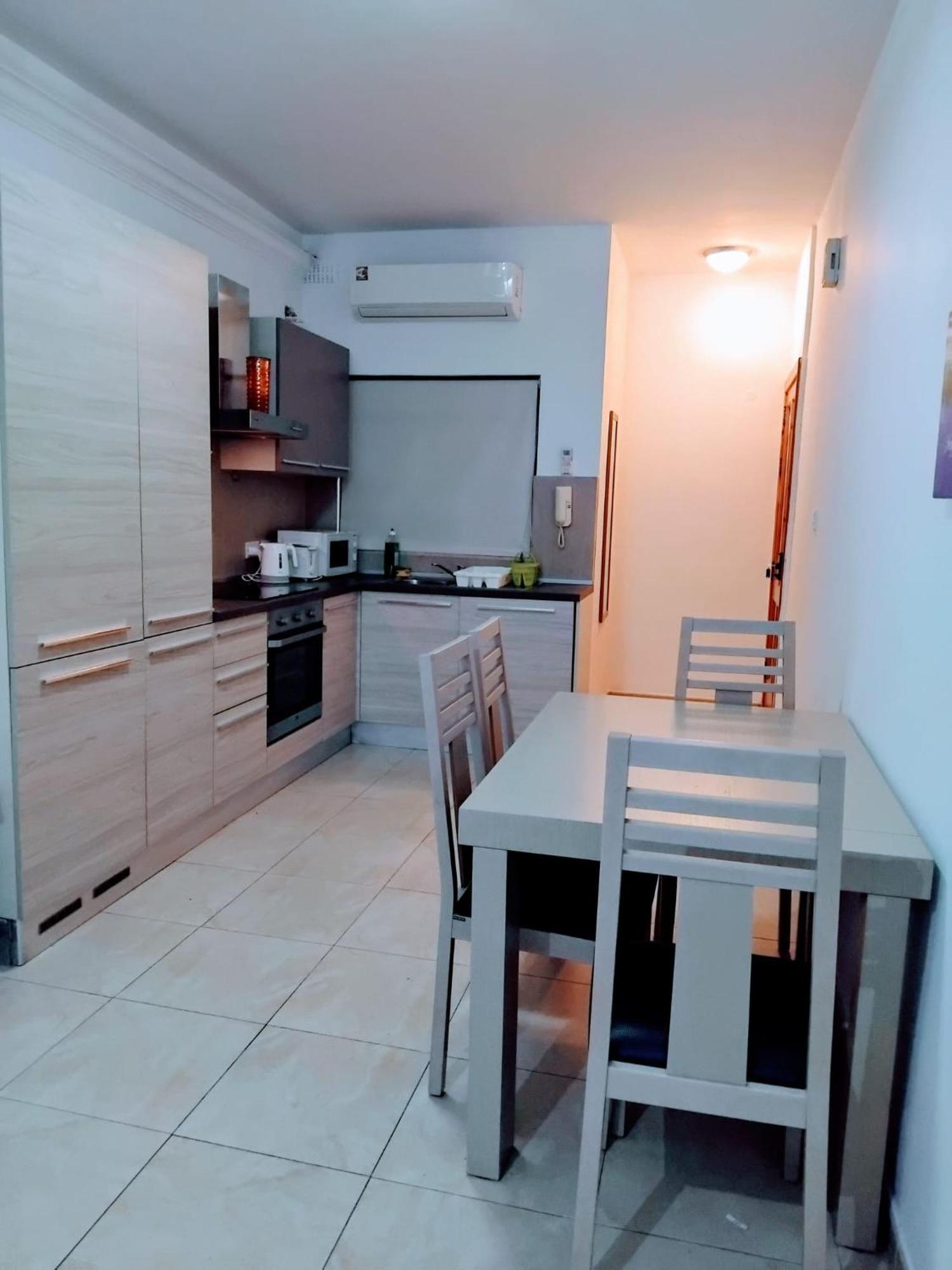 Gzira Smart 1 Bedroom Apartment מראה חיצוני תמונה